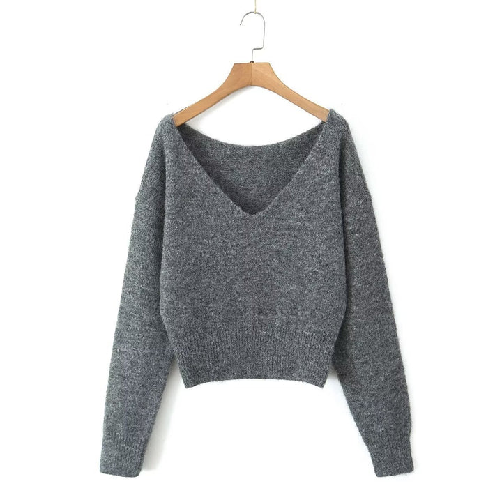 Knitted sweater top and bottom set in grey