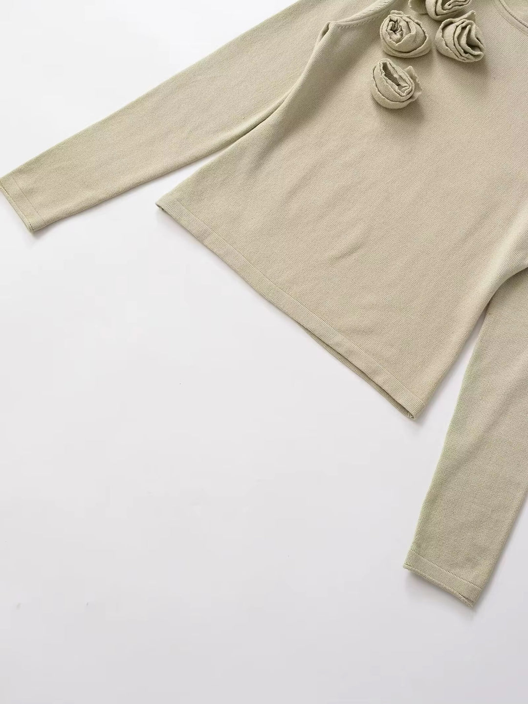 Rose Detail Long Sleeve Knit Top