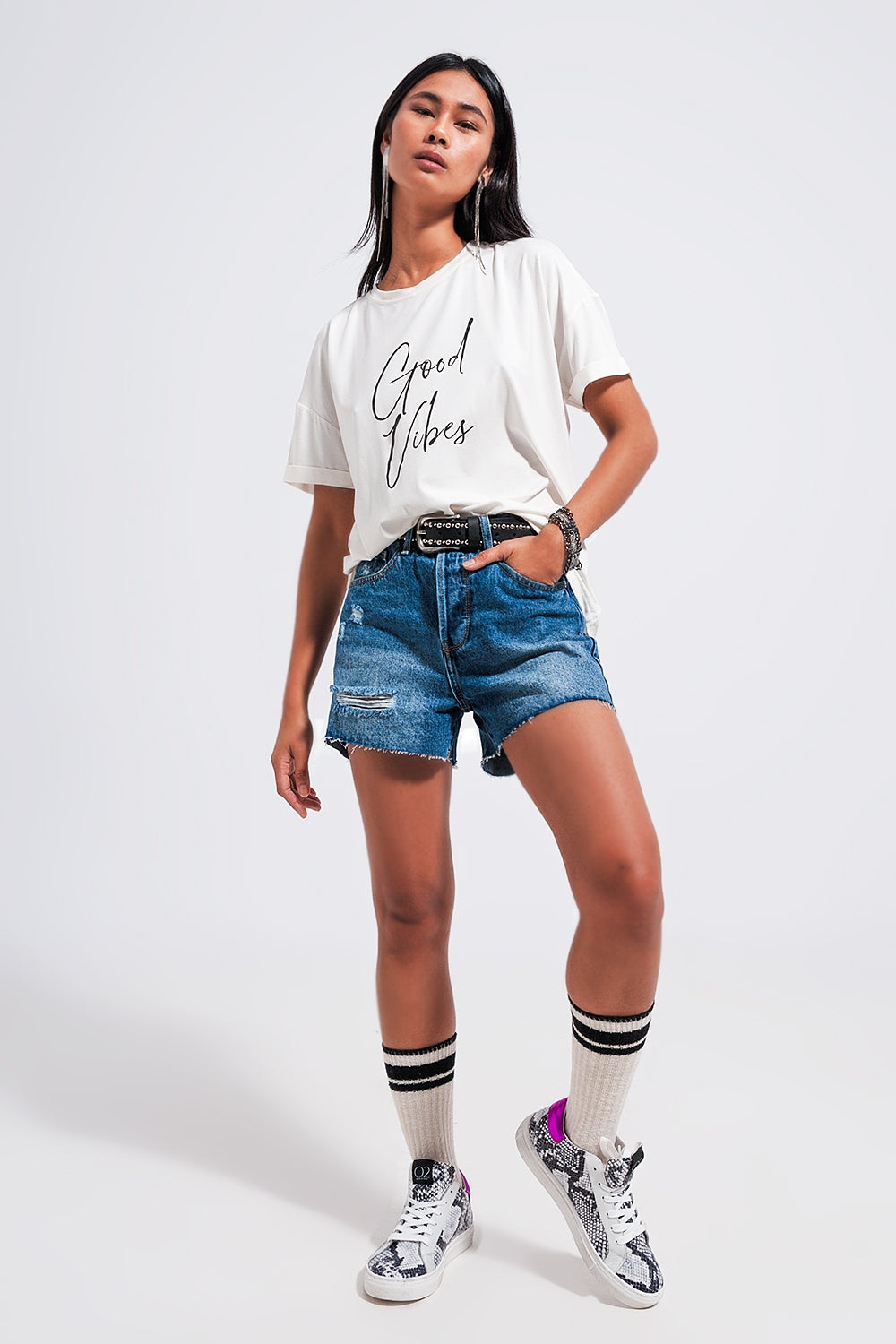 Good Vibes slogan tee in white